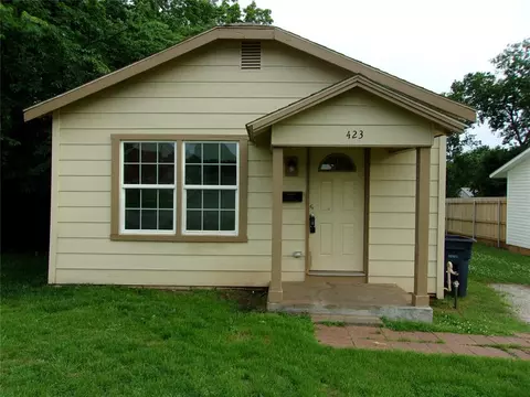 423 E Darrow St, Shawnee, OK 74801