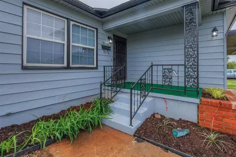 3004 SW 50th St, Oklahoma City, OK 73119