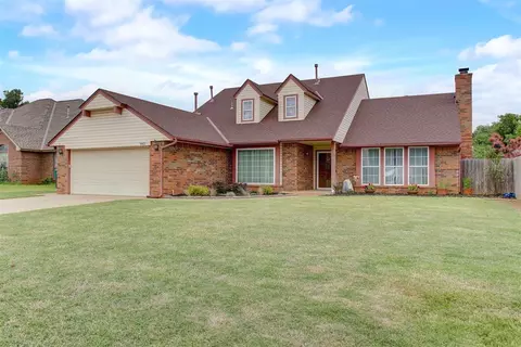 9953 Birkenhead Ct, Yukon, OK 73099