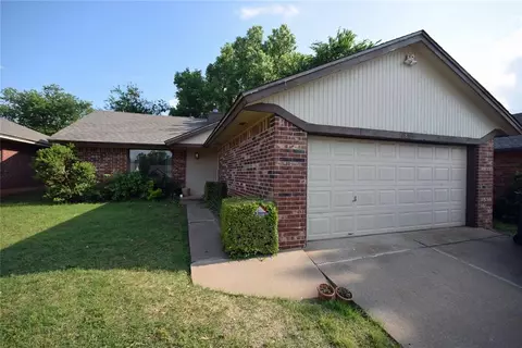 2804 Green Canyon Dr, Edmond, OK 73013