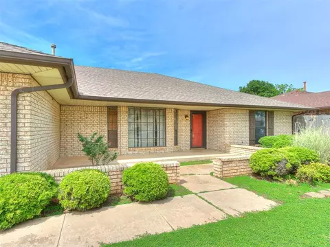 525 SW 102nd St, Oklahoma City, OK 73139