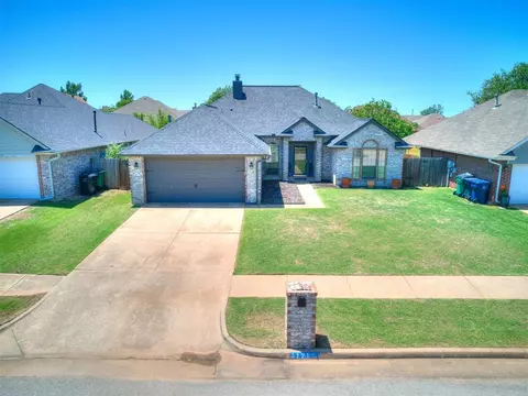 8121 Megan Dr, Oklahoma City, OK 73135