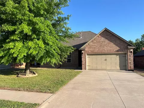 604 E Linden Ln, Mustang, OK 73064