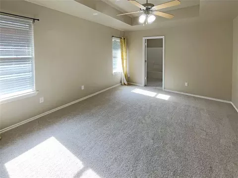 800 Shadowhill St, Norman, OK 73071 photo 3