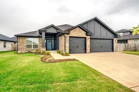 18021 Marea Dr, Edmond, OK 73012