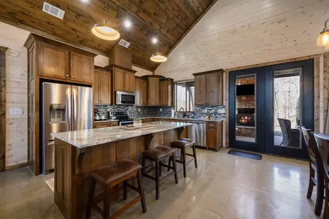 19 Bass Loop, Broken Bow, OK 74728 photo 8