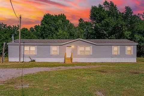 16332 W Wilshire Blvd, Yukon, OK 73099