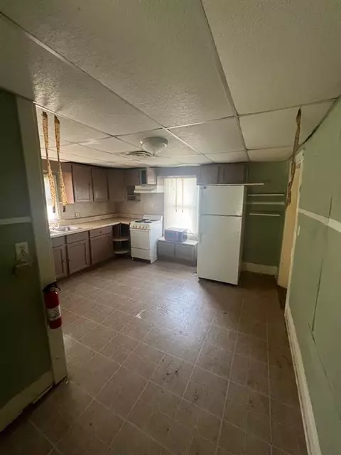 401 S Kickapoo St, Shawnee, OK 74801 photo 8