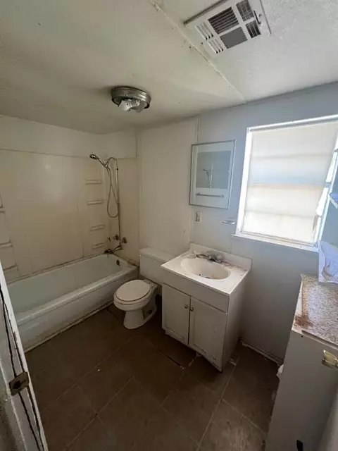 401 S Kickapoo St, Shawnee, OK 74801 photo 7