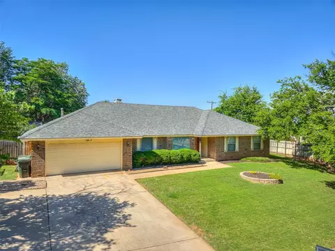 1417 Bella Vista Dr, Edmond, OK 73013
