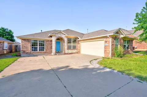 13044 SW 5th Ter, Yukon, OK 73099