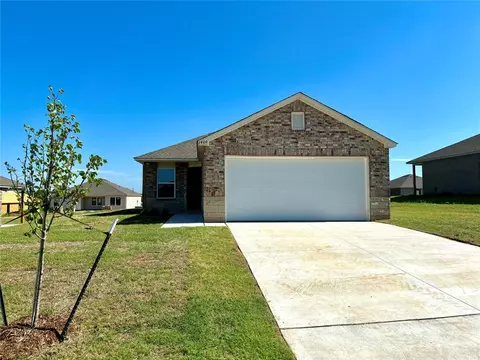 1406 Lexi Dr, Shawnee, OK 74804
