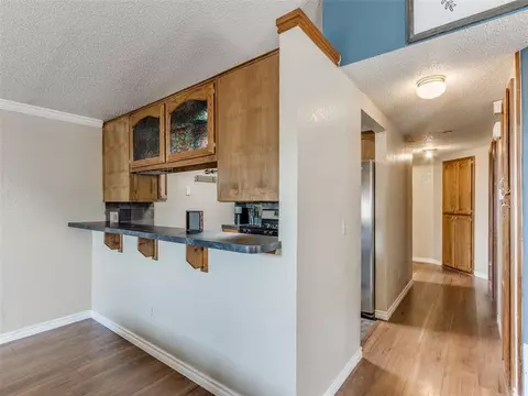 2130 Lakecrest Dr, Moore, OK 73170 photo 12