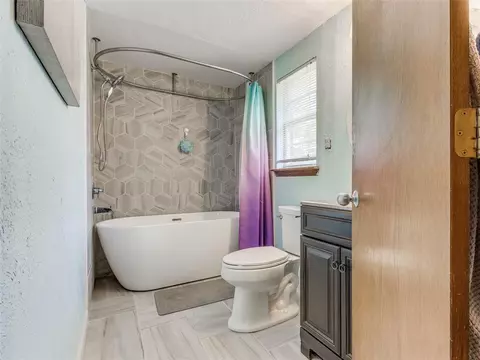 2130 Lakecrest Dr, Moore, OK 73170 photo 19
