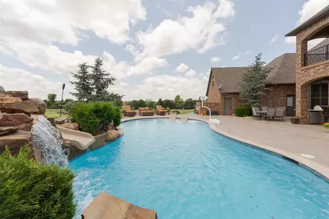 3612 Blue Stem Dr, Tuttle, OK 73089