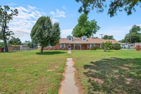 359 W Oklahoma St, Norge, OK 73018