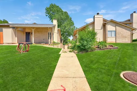 9638 Hefner Village Blvd, Oklahoma City, OK 73162