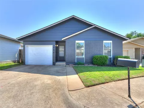 424 Manner Park Ave, Edmond, OK 73034