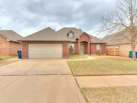 11829 SW 17th St, Yukon, OK 73099