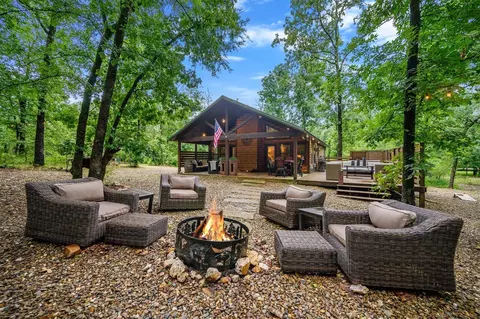 309 Orca Rd, Broken Bow, OK 74728 photo 1