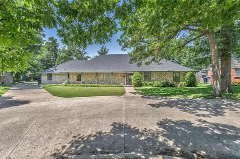 4933 NW 34th St, Oklahoma City, OK 73122