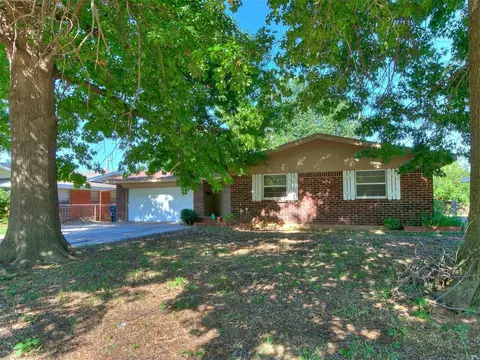 3724 N Markwell Ave, Bethany, OK 73008