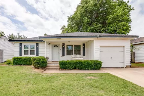 4602 NW 44th St, Warr Acres, OK 73122