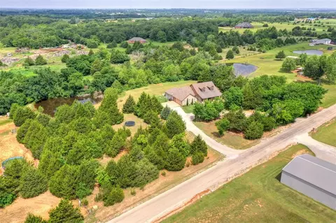 48 Doyle Dr, Shawnee, OK 74801 photo 2