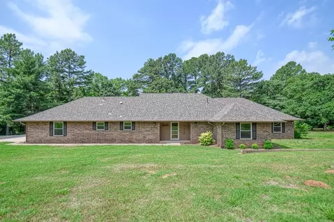 6514 Crooked Oak Dr, Norman, OK 73026