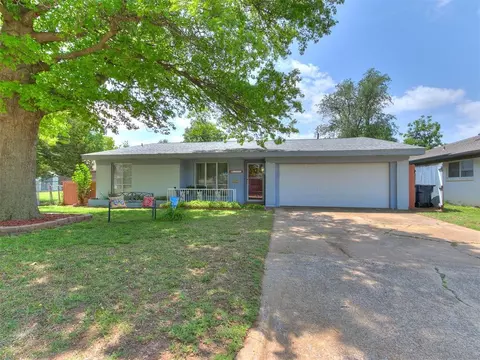 7712 NW 30th Ter, Bethany, OK 73008