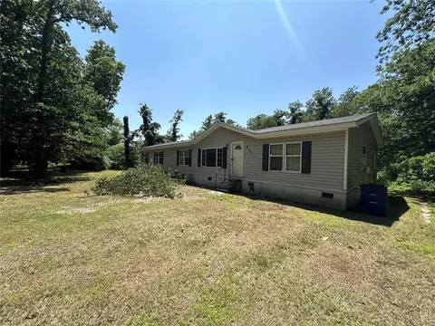 6101 N Harrah Rd, Harrah, OK 73045