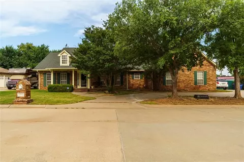 2812 Briar Crk, Chickasha, OK 73018