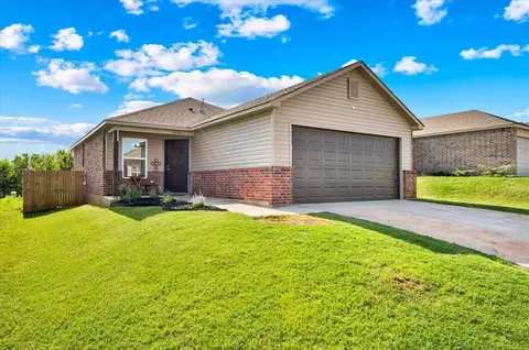 9924 Black Bear Trl, Yukon, OK 73099