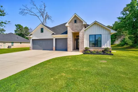 17601 SE 44th St, Choctaw, OK 73020