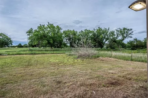 310 E Fortune St, Coyle, OK 73027 photo 22