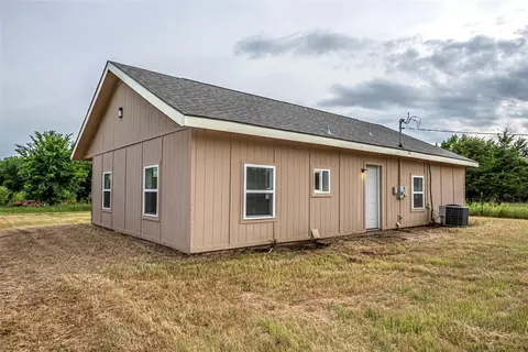 310 E Fortune St, Coyle, OK 73027 photo 20