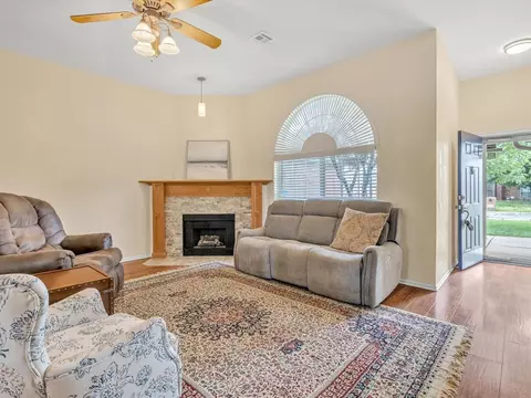 1609 Sumac Dr, Norman, OK 73071 photo 3