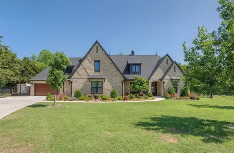 8900 SW 111th St, Oklahoma City, OK 73173