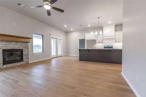 16304 Marsha Dr, Edmond, OK 73013