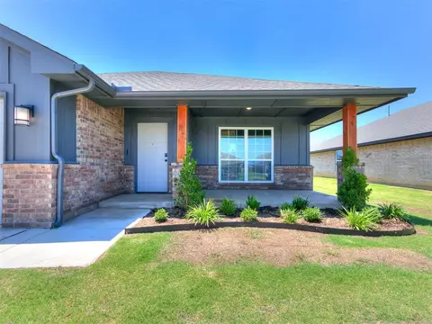 1703 Bloomington Ct, Newcastle, OK 73065