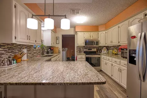 530 Sunset Dr, Watonga, OK 73772 photo 5