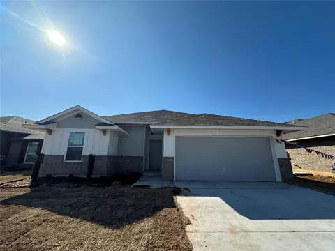 1005 Blackjack Creek Dr, Yukon, OK 73099