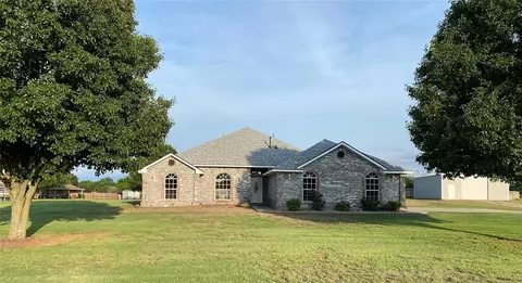10325 Windridge Dr, Lexington, OK 73051
