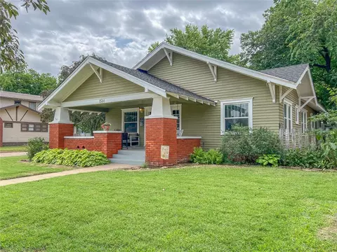 1501 W Broadway Ave, Enid, OK 73703