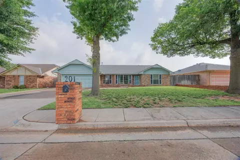 201 W Vail Dr, Yukon, OK 73099