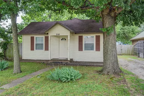 718 E Gray St, Norman, OK 73071 photo 1