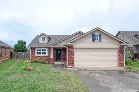 3523 Bergen Peak Dr, Norman, OK 73069
