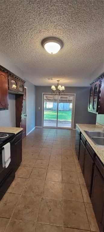 131 Robin Ln, Tecumseh, OK 74873 photo 7