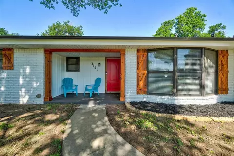 3121 Oakbrook Dr, Oklahoma City, OK 73115