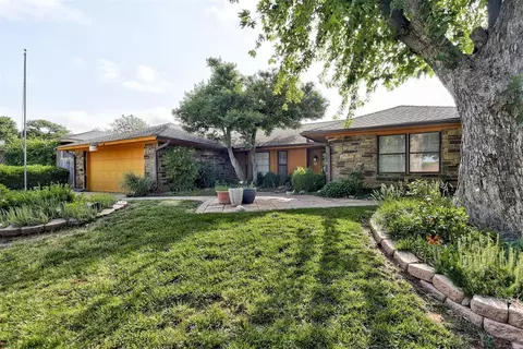 7312 Kingsridge Rd, Oklahoma City, OK 73132